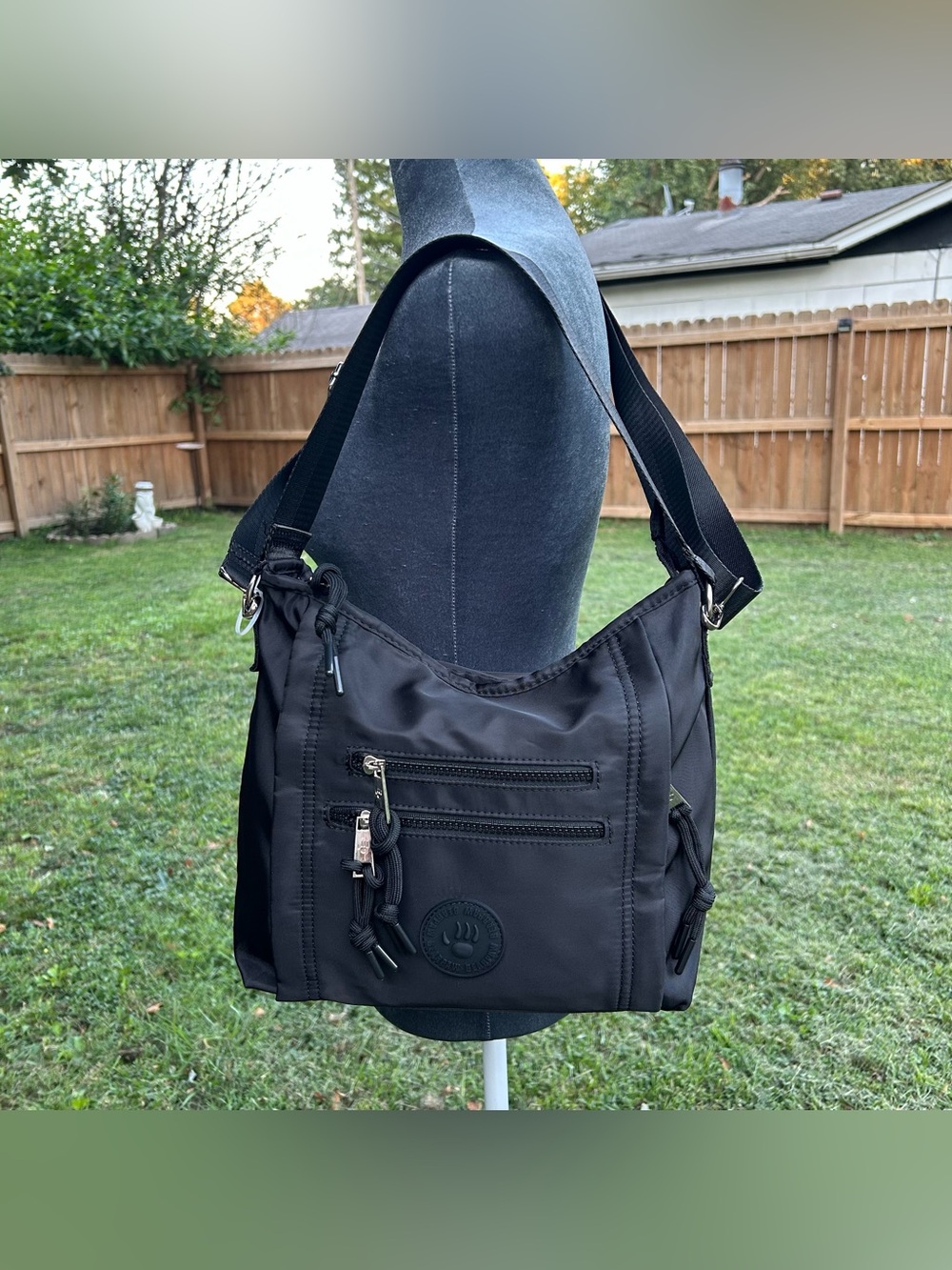 NWT BEARPAW Black Nylon Crossbody Shoulder Bag with Front Zippers